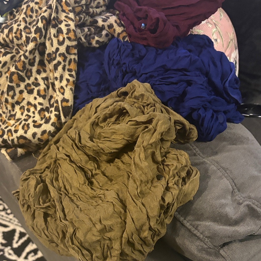 Leopard Print and Solid Color Scarf Set